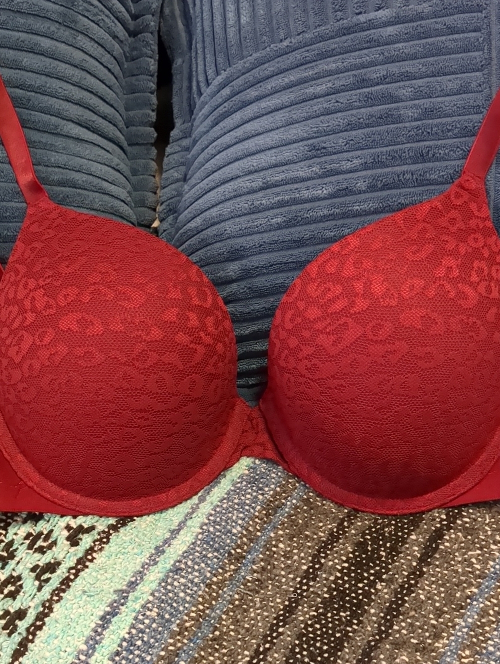 PINK Victoria's Secret Maroon Lace Push-Up Bra